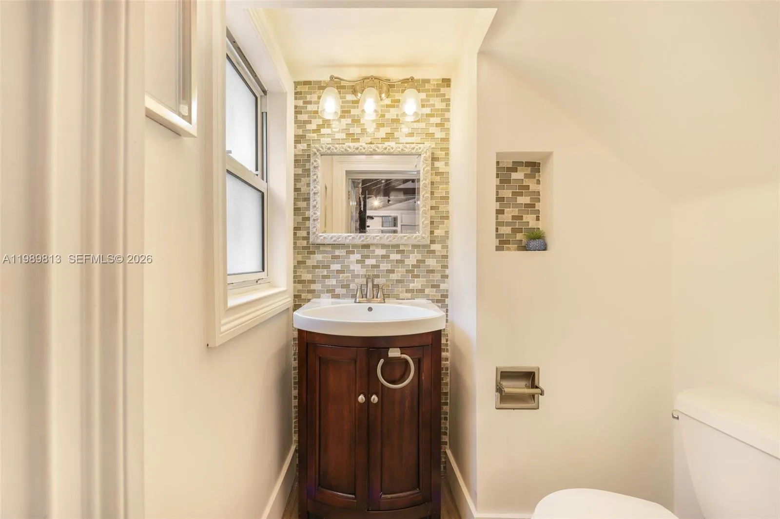 4206 Alhambra Cir, Coral Gables, Florida 33146, Coral Gables, Florida 33146, 4 Bedrooms Bedrooms, ,4 BathroomsBathrooms,Residential,For Sale,4206 Alhambra Cir, Coral Gables, Florida 33146,A11989813