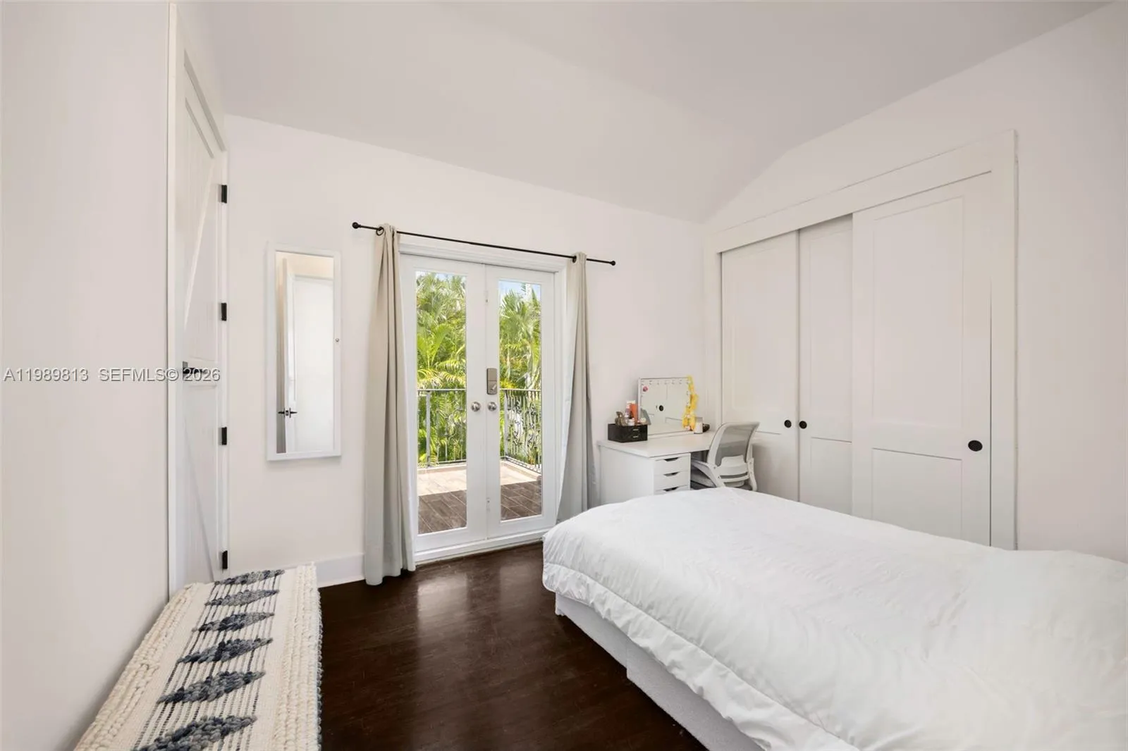 4206 Alhambra Cir, Coral Gables, Florida 33146, Coral Gables, Florida 33146, 4 Bedrooms Bedrooms, ,4 BathroomsBathrooms,Residential,For Sale,4206 Alhambra Cir, Coral Gables, Florida 33146,A11989813