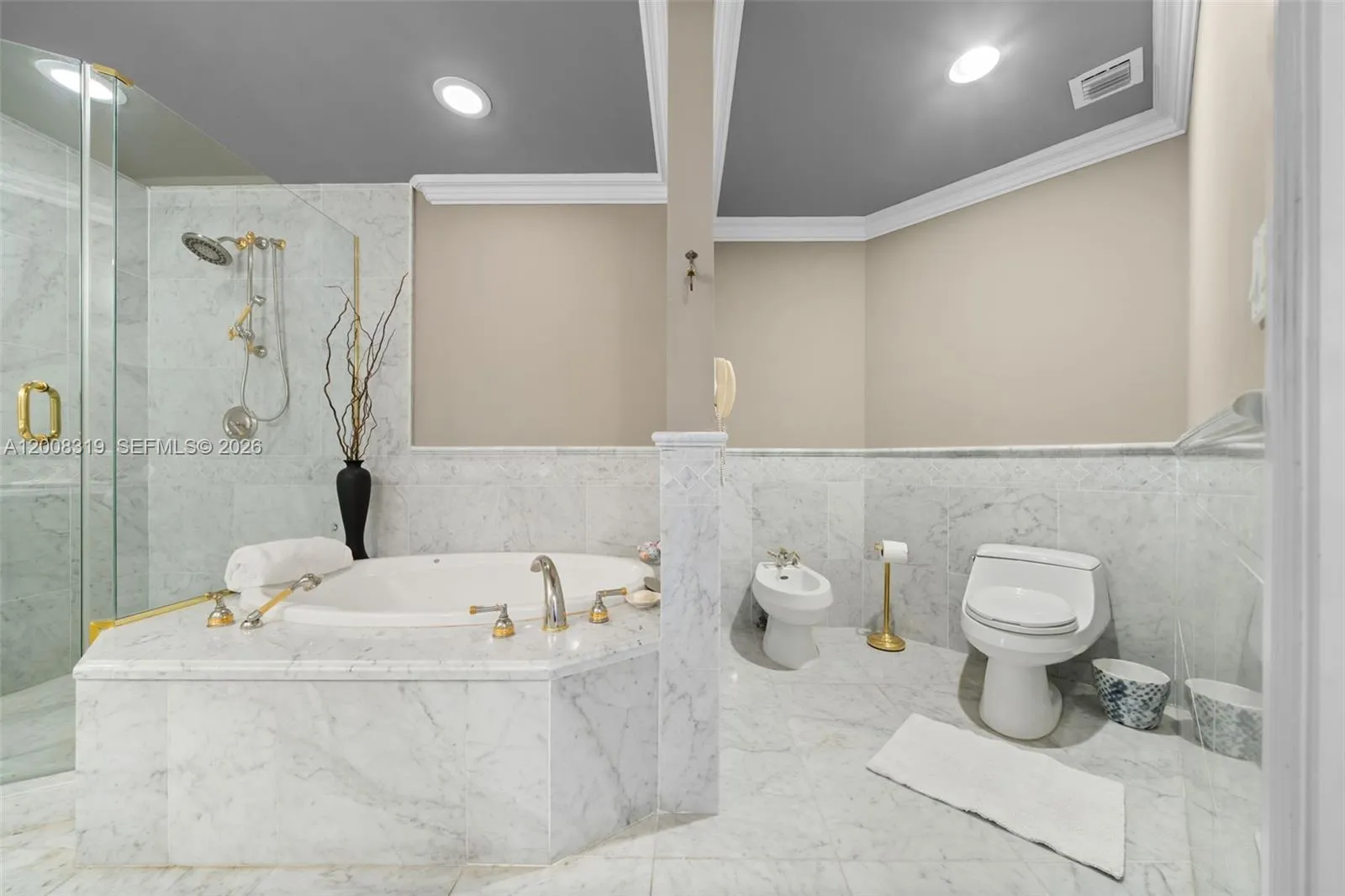 10225 Collins Ave 2004, Bal Harbour, Florida 33154, Bal Harbour, Florida 33154, 4 Bedrooms Bedrooms, ,4 BathroomsBathrooms,Residential,For Sale,10225 Collins Ave 2004, Bal Harbour, Florida 33154,A12008319