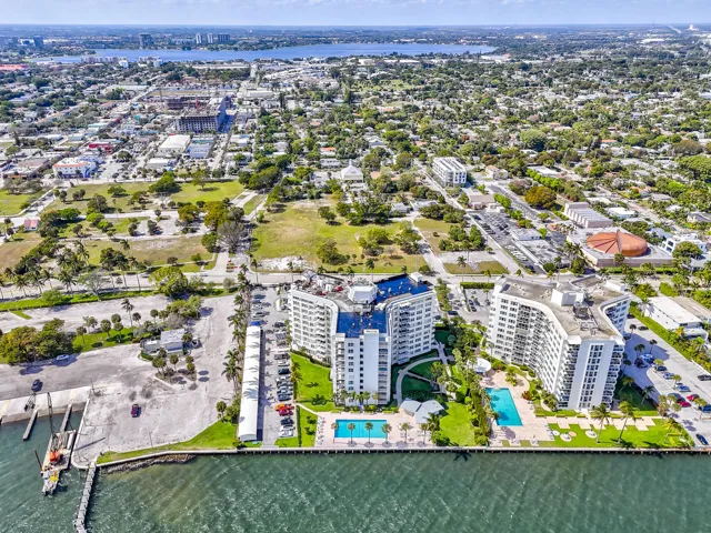 41126St-54