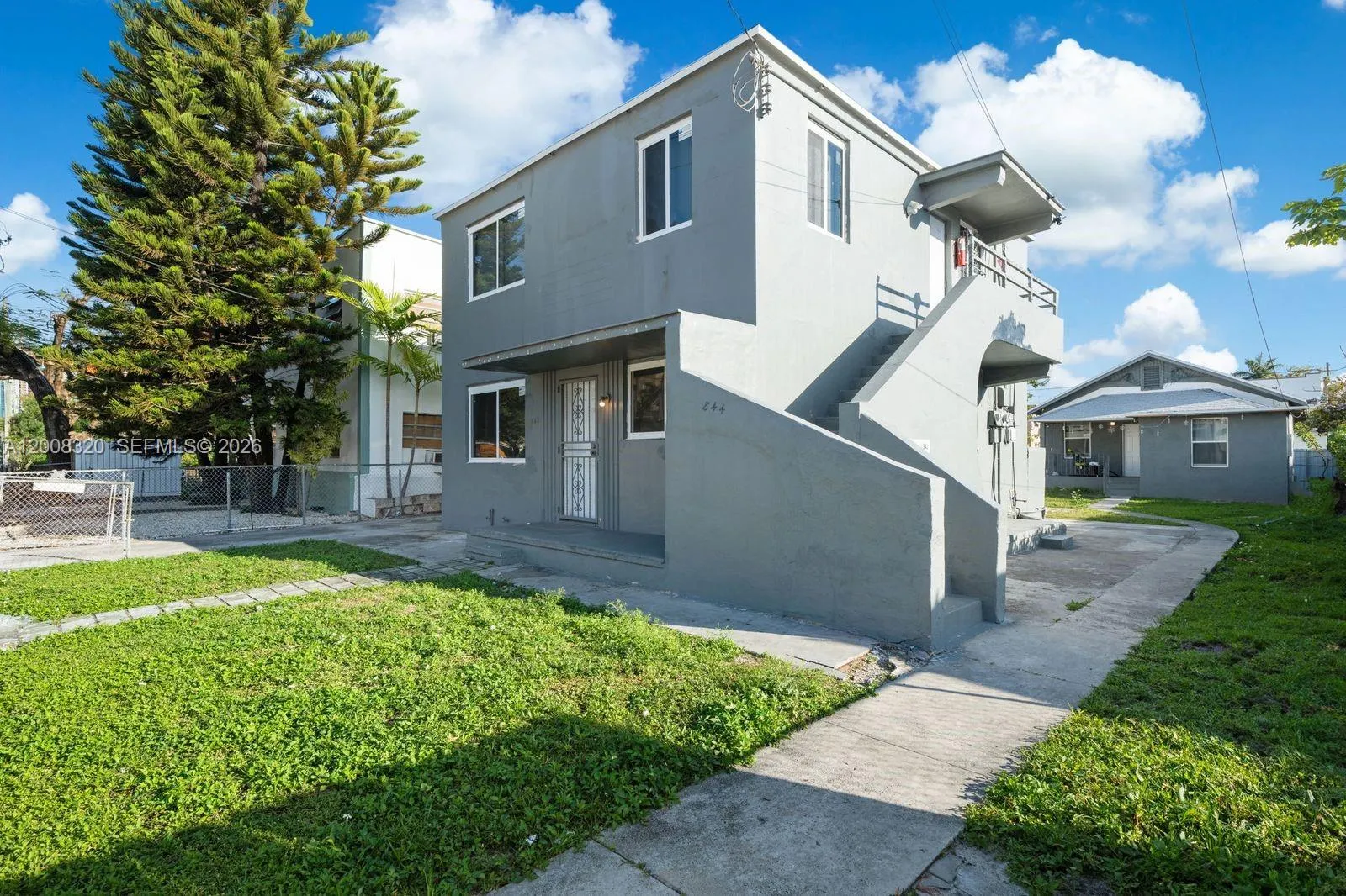 842 Sw 3rd St, Miami, Florida 33130, Miami, Florida 33130, ,Residential Income,For Sale,842 Sw 3rd St, Miami, Florida 33130,A12008320