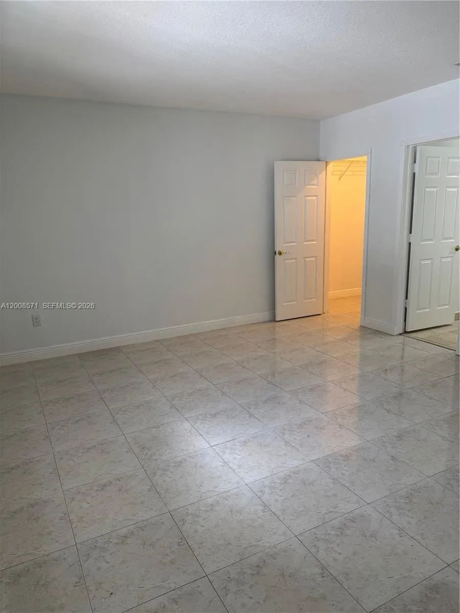 Miami, Florida 33133, 2 Bedrooms Bedrooms, ,2 BathroomsBathrooms,Residential Lease,For Rent,A12008571