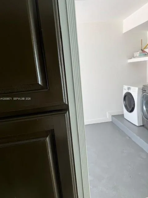 Miami, Florida 33133, 2 Bedrooms Bedrooms, ,2 BathroomsBathrooms,Residential Lease,For Rent,A12008571