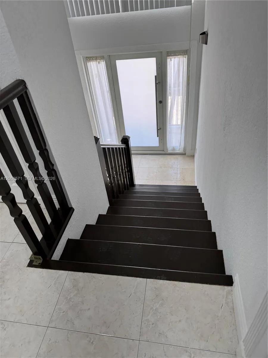 Miami, Florida 33133, 2 Bedrooms Bedrooms, ,2 BathroomsBathrooms,Residential Lease,For Rent,A12008571