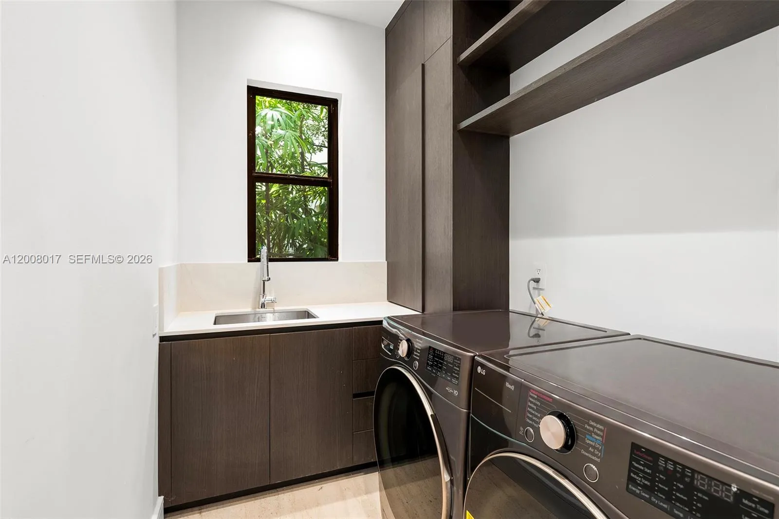 7291 Sw 47th Ct, Miami, Florida 33143, Miami, Florida 33143, 5 Bedrooms Bedrooms, ,4 BathroomsBathrooms,Residential,For Sale,7291 Sw 47th Ct, Miami, Florida 33143,A12008017