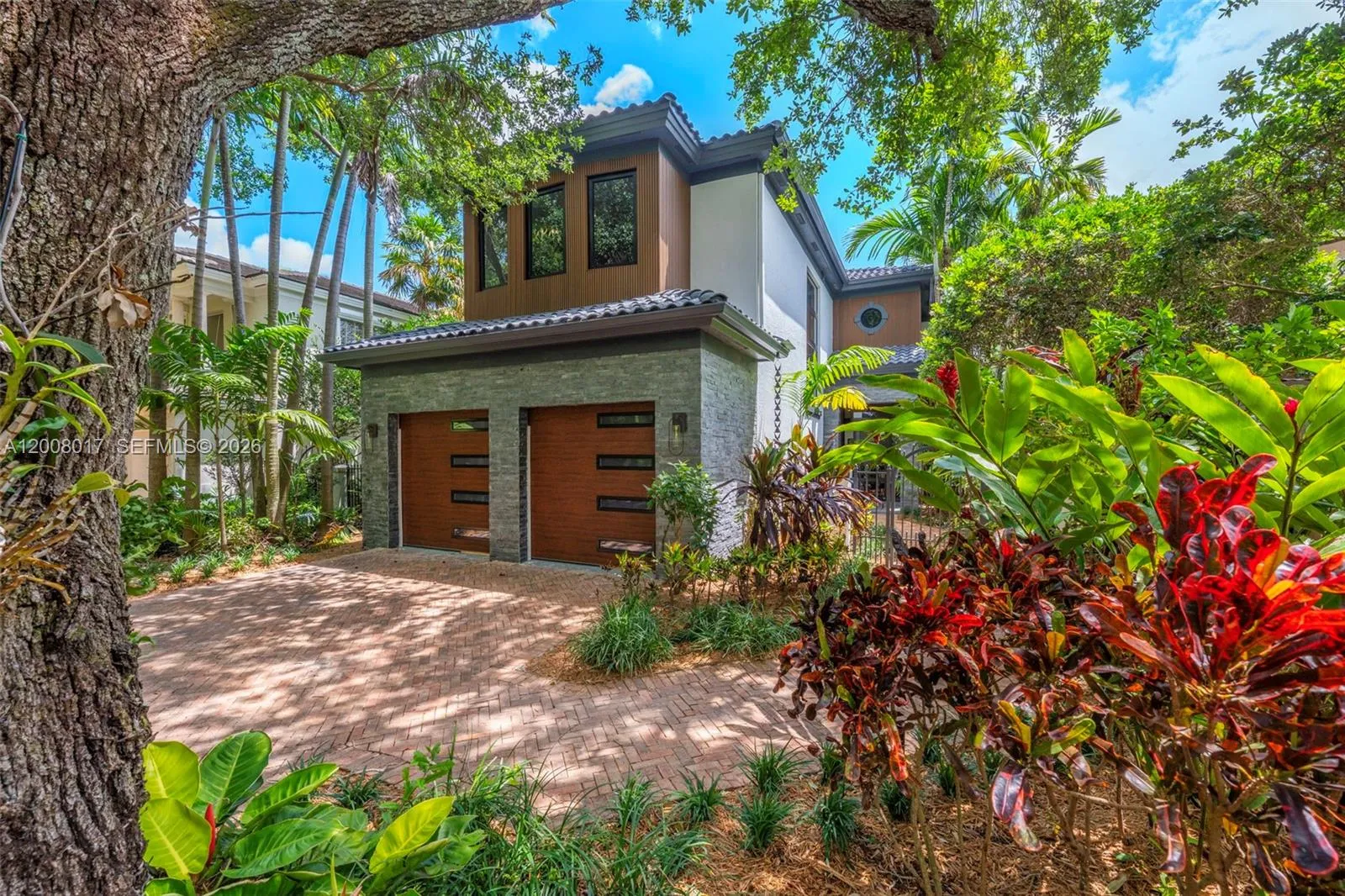 7291 Sw 47th Ct, Miami, Florida 33143, Miami, Florida 33143, 5 Bedrooms Bedrooms, ,4 BathroomsBathrooms,Residential,For Sale,7291 Sw 47th Ct, Miami, Florida 33143,A12008017