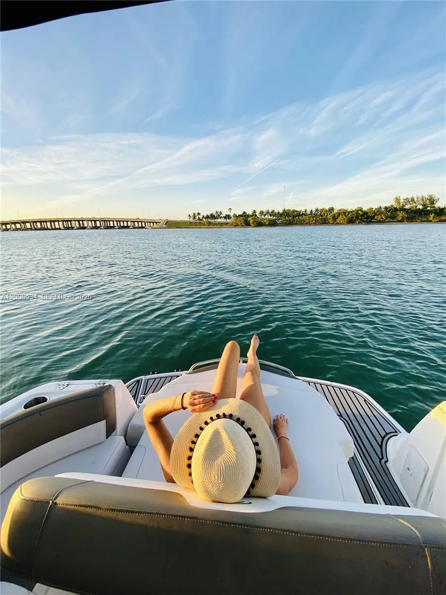 910 West Ave, Miami Beach, Florida 33139, Miami Beach, Florida 33139, ,Business Opportunity,For Sale,910 West Ave, Miami Beach, Florida 33139,A12008634