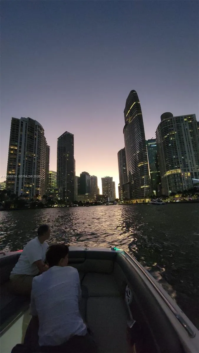 910 West Ave, Miami Beach, Florida 33139, Miami Beach, Florida 33139, ,Business Opportunity,For Sale,910 West Ave, Miami Beach, Florida 33139,A12008634