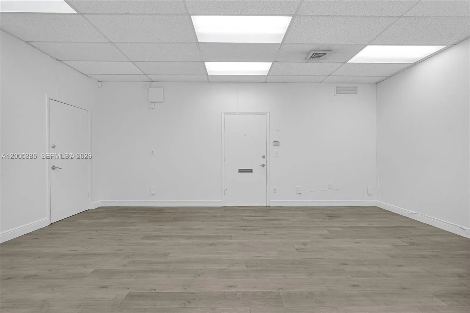 2640 Hollywood Blvd 117, Hollywood, Florida 33020, Hollywood, Florida 33020, ,Commercial Lease,For Rent,2640 Hollywood Blvd 117, Hollywood, Florida 33020,A12005385