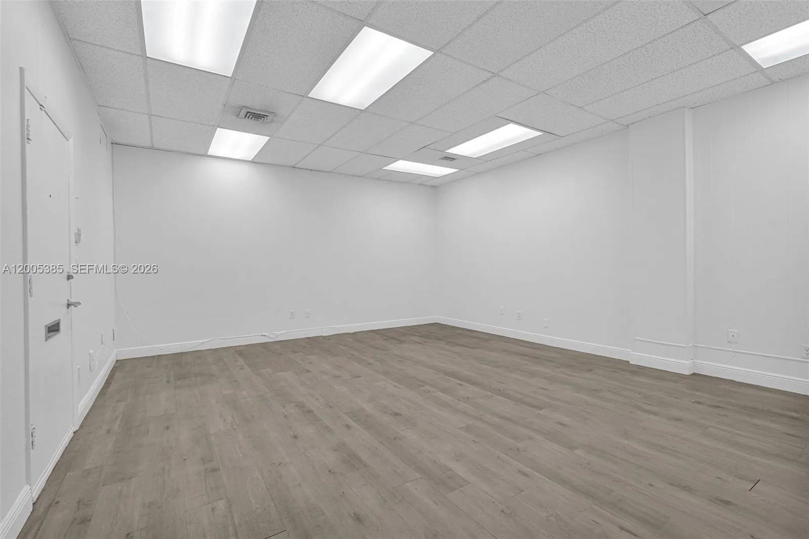 2640 Hollywood Blvd 117, Hollywood, Florida 33020, Hollywood, Florida 33020, ,Commercial Lease,For Rent,2640 Hollywood Blvd 117, Hollywood, Florida 33020,A12005385