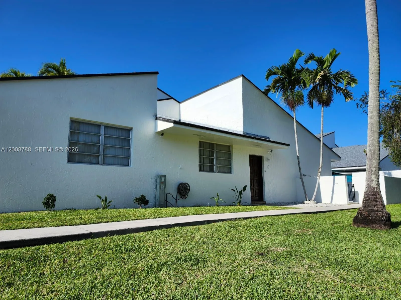 9195 Fontainebleau Blvd 6, Miami, Florida 33172, Miami, Florida 33172, 3 Bedrooms Bedrooms, ,2 BathroomsBathrooms,Residential,For Sale,9195 Fontainebleau Blvd 6, Miami, Florida 33172,A12008788