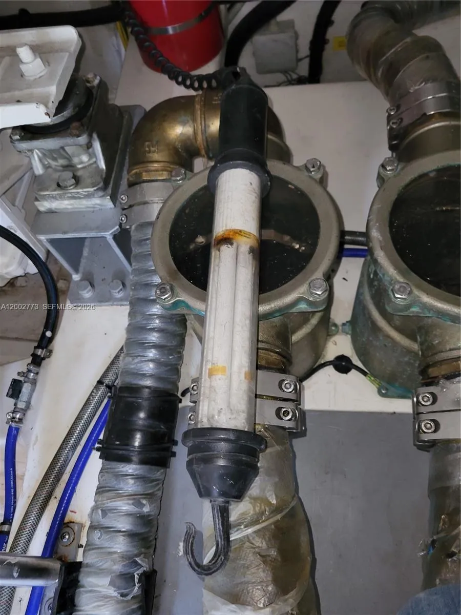 1010, Miami, Florida 33172, Miami, Florida 33172, ,Business Opportunity,For Sale,1010, Miami, Florida 33172,A12002773