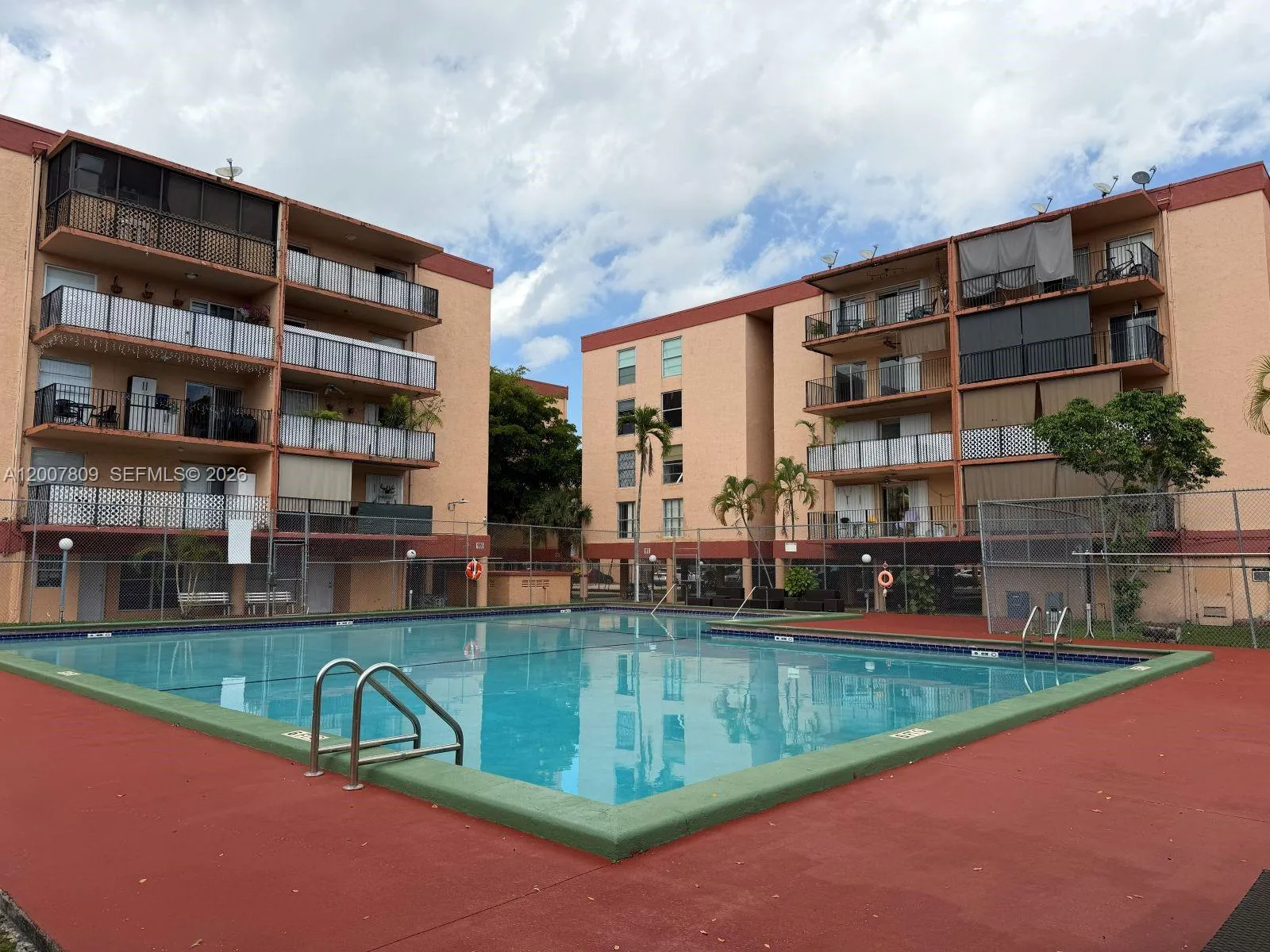 1910 W 56th St 3121b, Hialeah, Florida 33012, Hialeah, Florida 33012, 2 Bedrooms Bedrooms, ,1 BathroomBathrooms,Residential,For Sale,1910 W 56th St 3121b, Hialeah, Florida 33012,A12007809