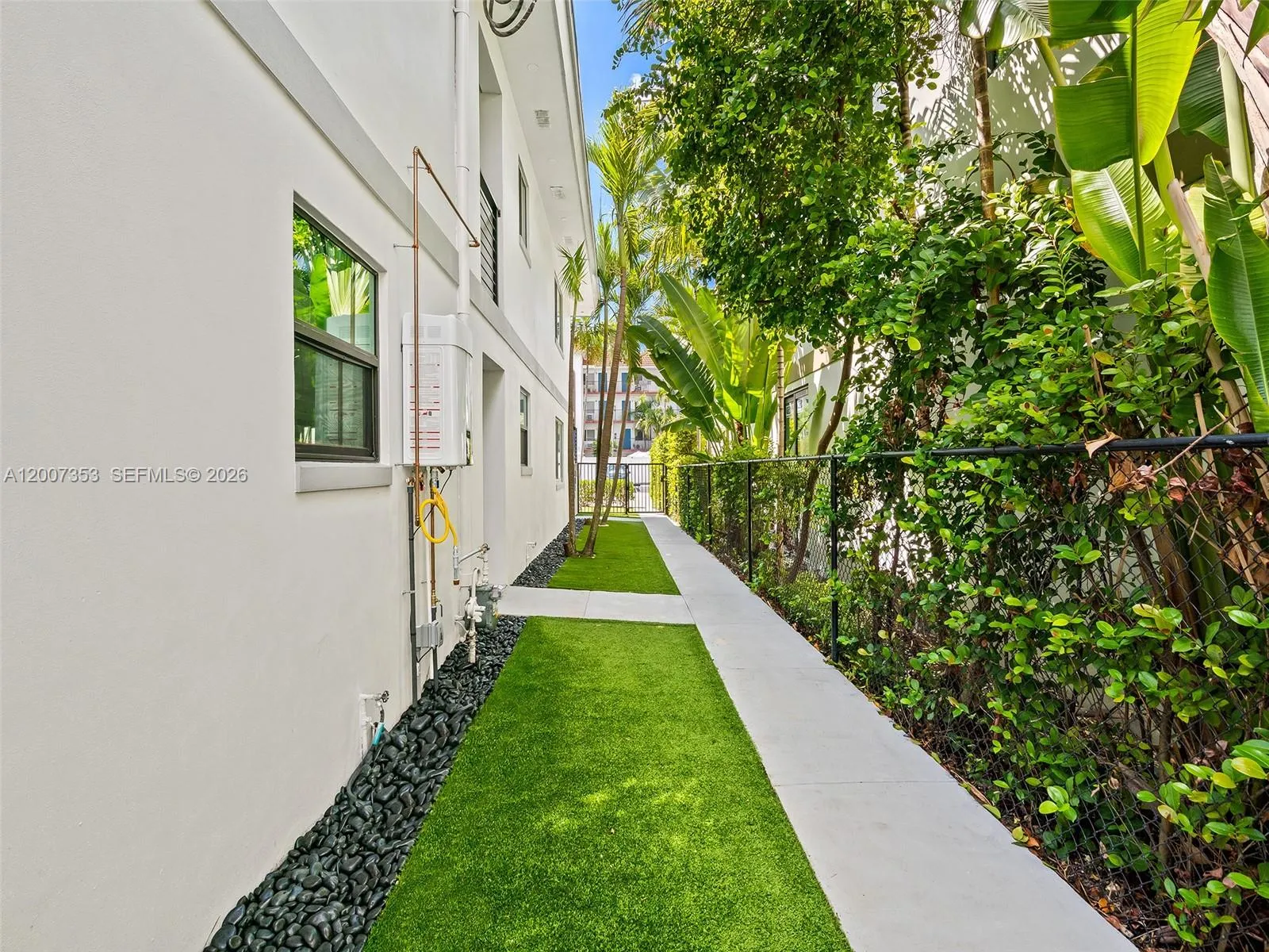 1305 Se 1st St, Fort Lauderdale, Florida 33301, Fort Lauderdale, Florida 33301, ,Residential Income,For Sale,1305 Se 1st St, Fort Lauderdale, Florida 33301,A12007353