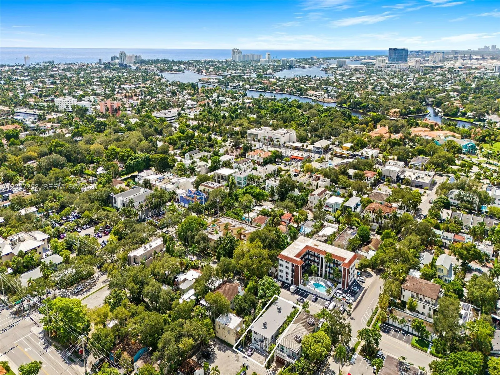 1305 Se 1st St, Fort Lauderdale, Florida 33301, Fort Lauderdale, Florida 33301, ,Residential Income,For Sale,1305 Se 1st St, Fort Lauderdale, Florida 33301,A12007353