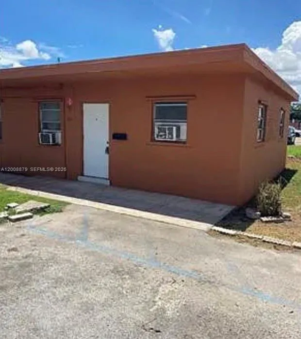 1109 Sw 2nd St, Homestead, Florida 33030, Homestead, Florida 33030, ,Residential Income,For Sale,1109 Sw 2nd St, Homestead, Florida 33030,A12008879