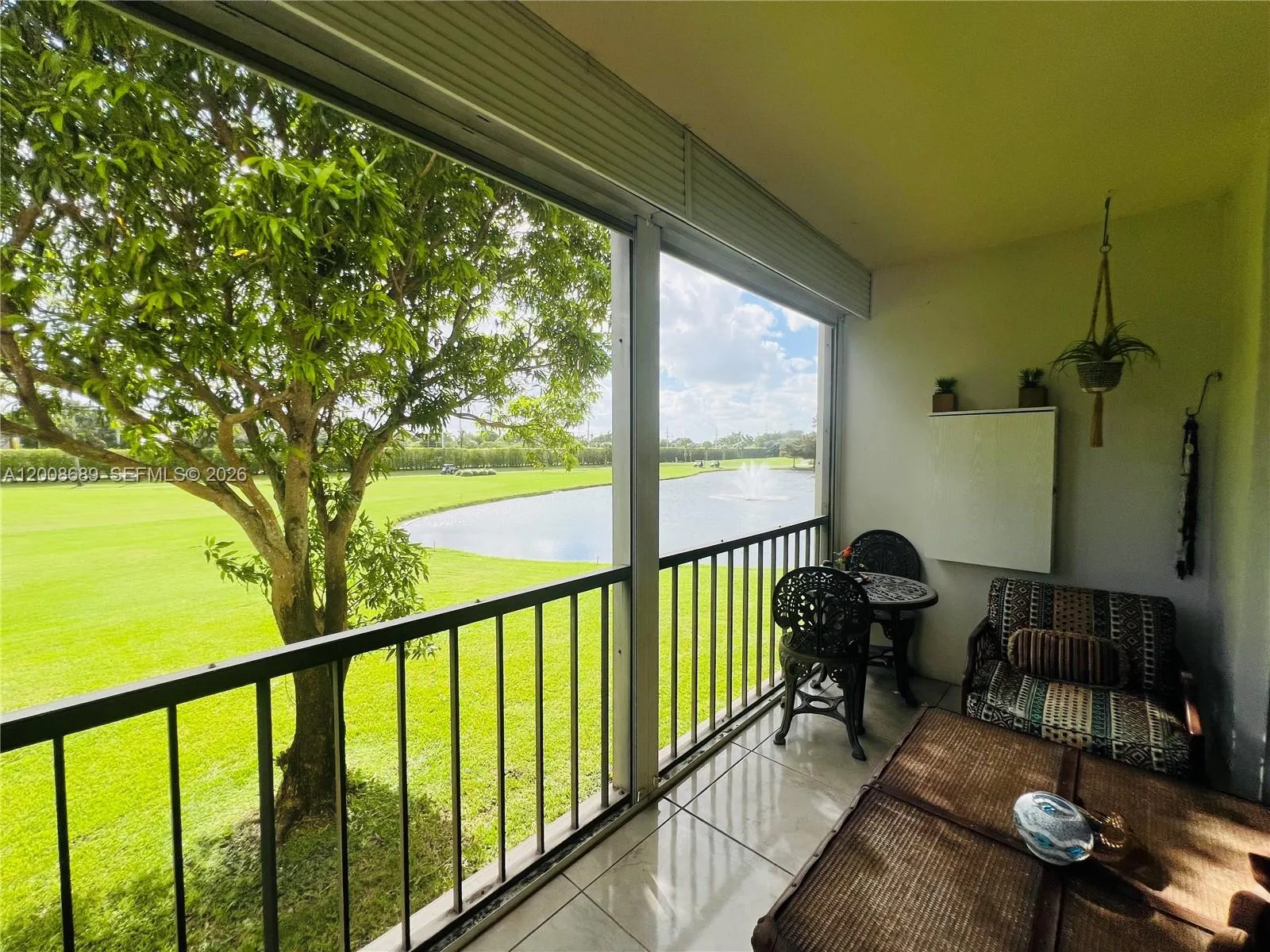 9820 S Hollybrook Lake Dr 202, Pembroke Pines, Flo, Pembroke Pines, Florida 33025, 2 Bedrooms Bedrooms, ,2 BathroomsBathrooms,Residential Lease,For Rent,9820 S Hollybrook Lake Dr 202, Pembroke Pines, Flo,A12008689