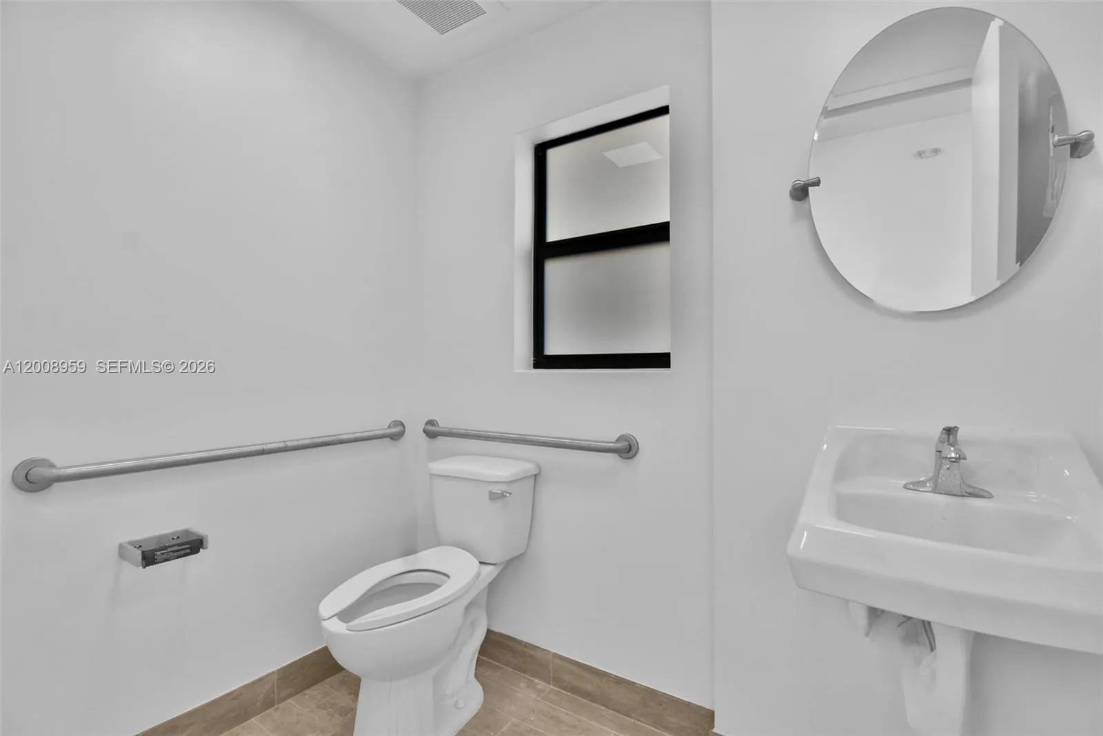 2990 Griffin Rd 1, Dania Beach, Florida 33312, Dania Beach, Florida 33312, ,Commercial Lease,For Rent,2990 Griffin Rd 1, Dania Beach, Florida 33312,A12008959