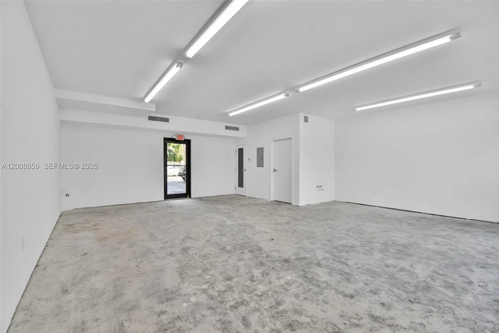 2990 Griffin Rd 1, Dania Beach, Florida 33312, Dania Beach, Florida 33312, ,Commercial Lease,For Rent,2990 Griffin Rd 1, Dania Beach, Florida 33312,A12008959