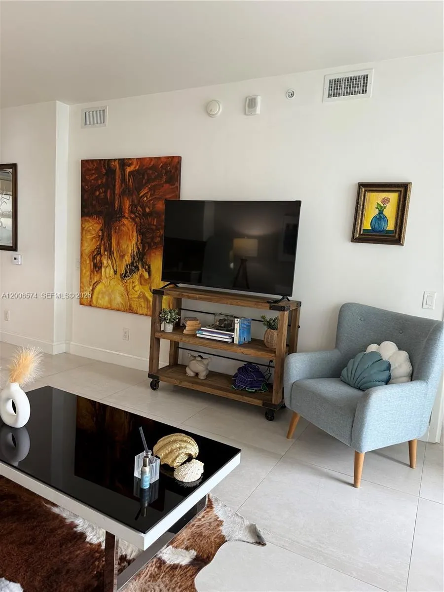 tv 65 \",cable internet ,high speed