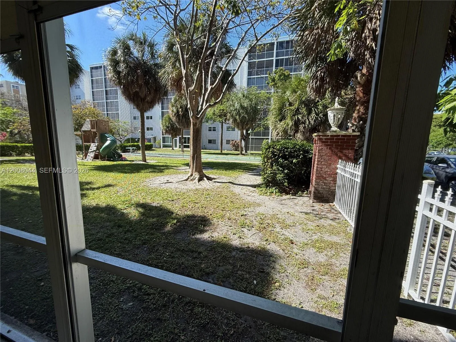 609 Ne 14th Ave 108, Hallandale Beach, Florida 330, Hallandale Beach, Florida 33009, 2 Bedrooms Bedrooms, ,2 BathroomsBathrooms,Residential Lease,For Rent,609 Ne 14th Ave 108, Hallandale Beach, Florida 330,A12008044