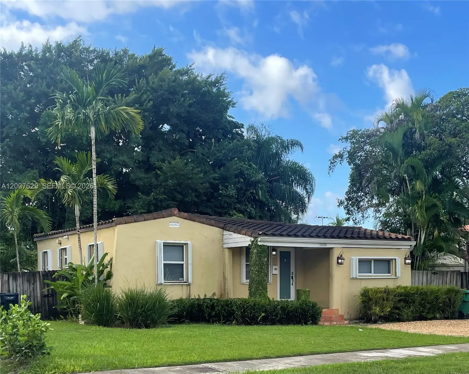 Miami, Florida 33155, 3 Bedrooms Bedrooms, ,2 BathroomsBathrooms,Residential,For Sale,A12007629