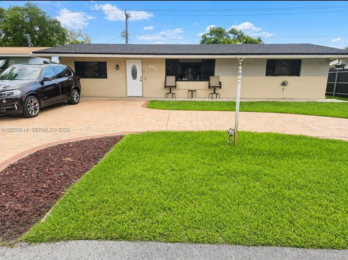 8771 Nw 15th Ct, Pembroke Pines, Florida 33024, Pembroke Pines, Florida 33024, 3 Bedrooms Bedrooms, ,2 BathroomsBathrooms,Residential,For Sale,8771 Nw 15th Ct, Pembroke Pines, Florida 33024,A12000014