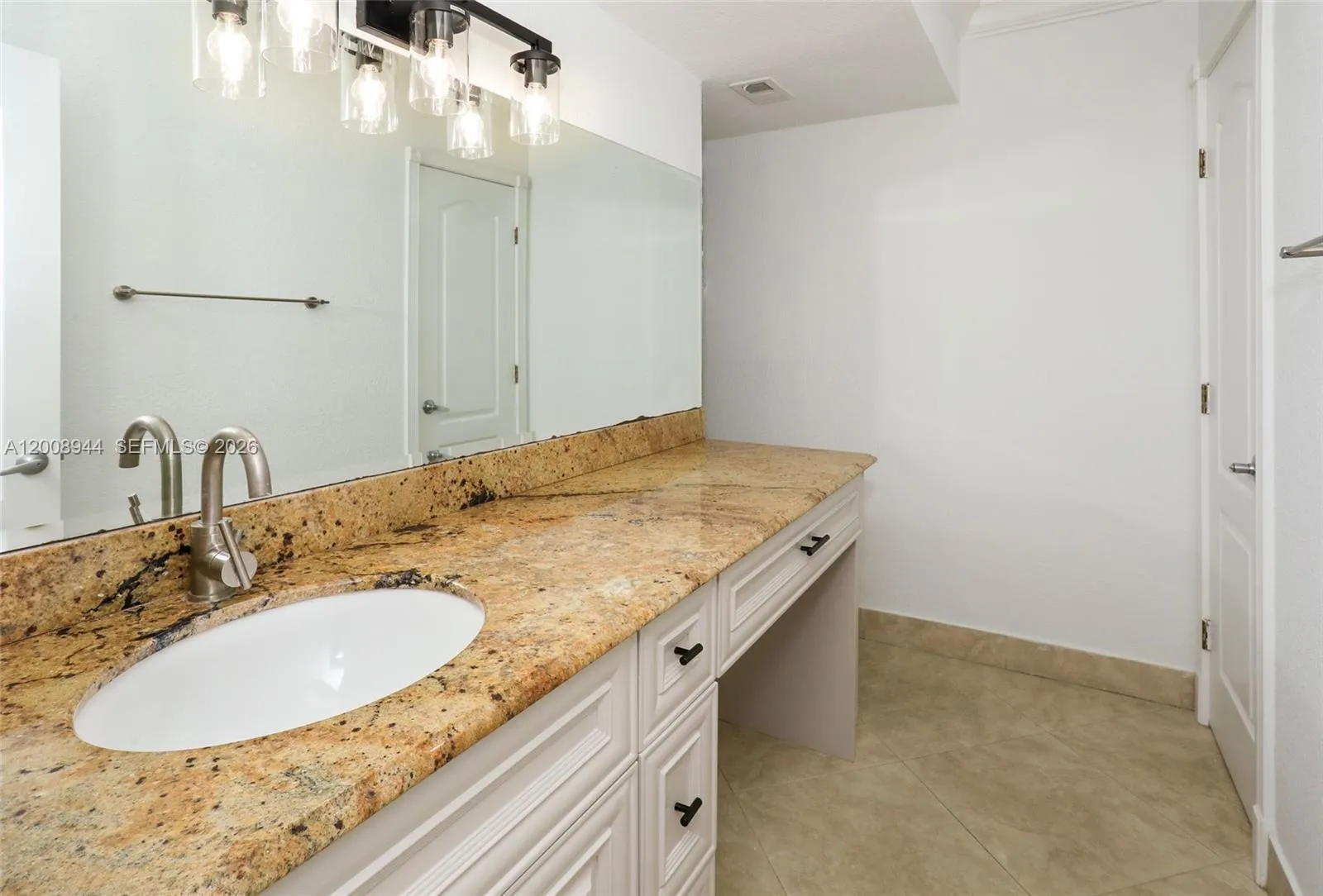 8601 Sw 94th St 121w, Miami, Florida 33156, Miami, Florida 33156, 1 Bedroom Bedrooms, ,1 BathroomBathrooms,Residential Lease,For Rent,8601 Sw 94th St 121w, Miami, Florida 33156,A12008944