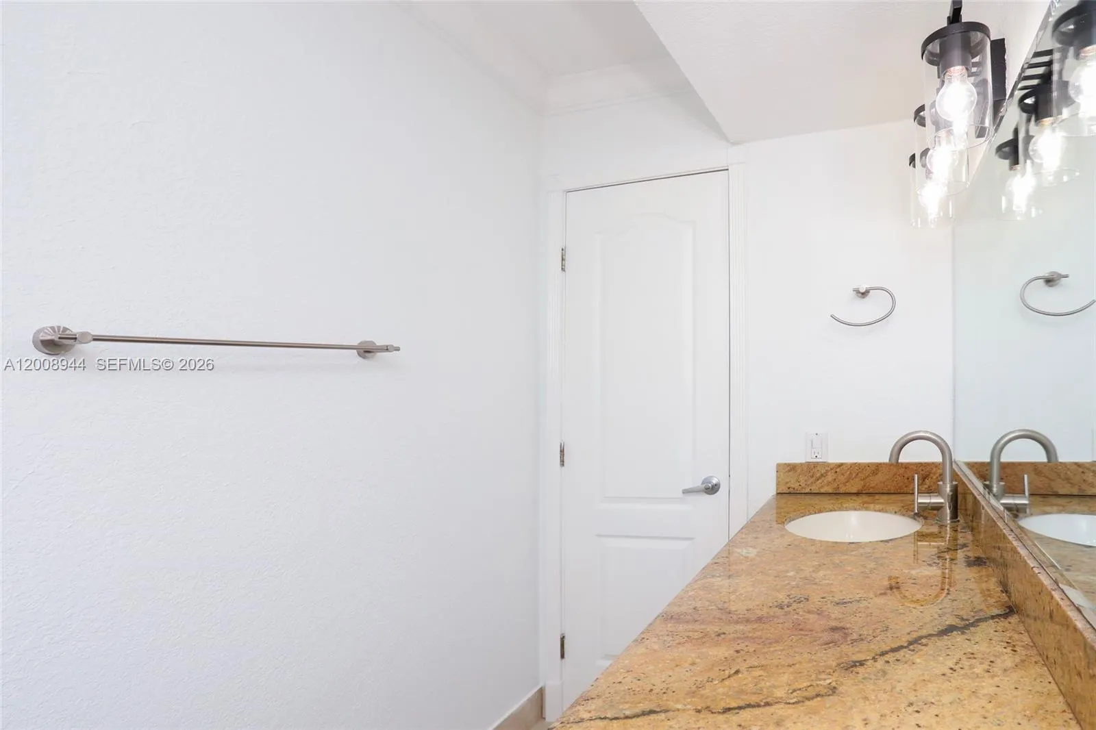 8601 Sw 94th St 121w, Miami, Florida 33156, Miami, Florida 33156, 1 Bedroom Bedrooms, ,1 BathroomBathrooms,Residential Lease,For Rent,8601 Sw 94th St 121w, Miami, Florida 33156,A12008944