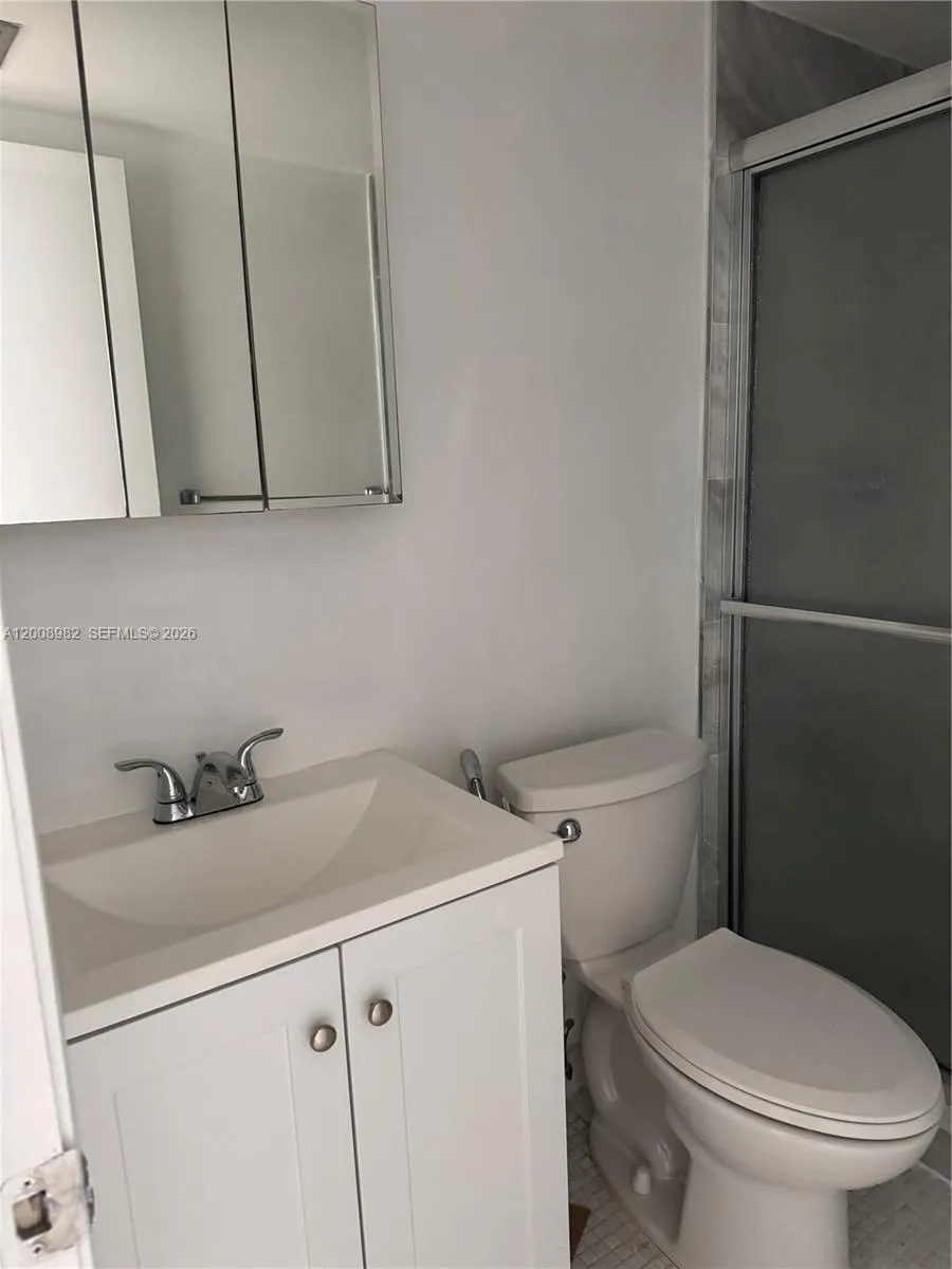 7747 Sw 86th St D-105, Miami, Florida 33143, Miami, Florida 33143, 2 Bedrooms Bedrooms, ,2 BathroomsBathrooms,Residential Lease,For Rent,7747 Sw 86th St D-105, Miami, Florida 33143,A12008982