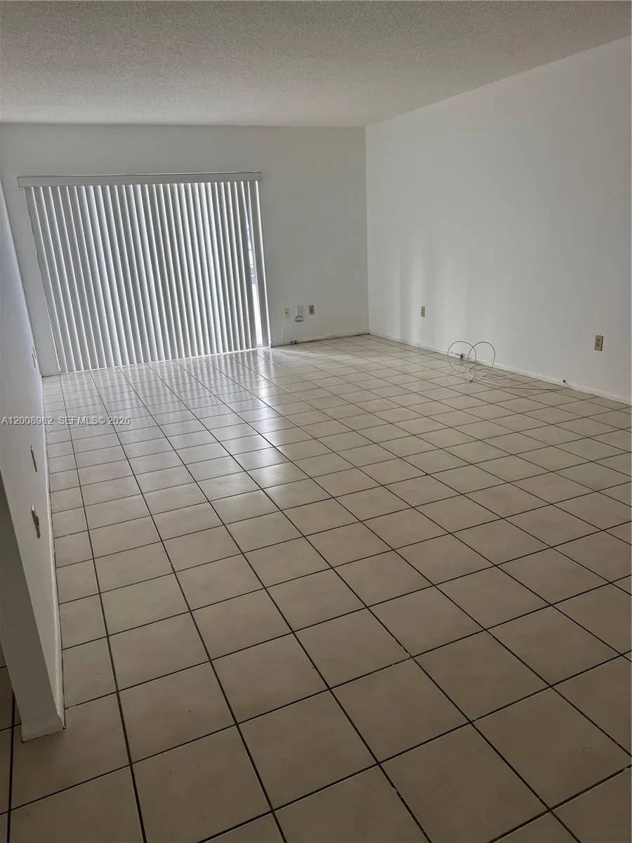 7747 Sw 86th St D-105, Miami, Florida 33143, Miami, Florida 33143, 2 Bedrooms Bedrooms, ,2 BathroomsBathrooms,Residential Lease,For Rent,7747 Sw 86th St D-105, Miami, Florida 33143,A12008982