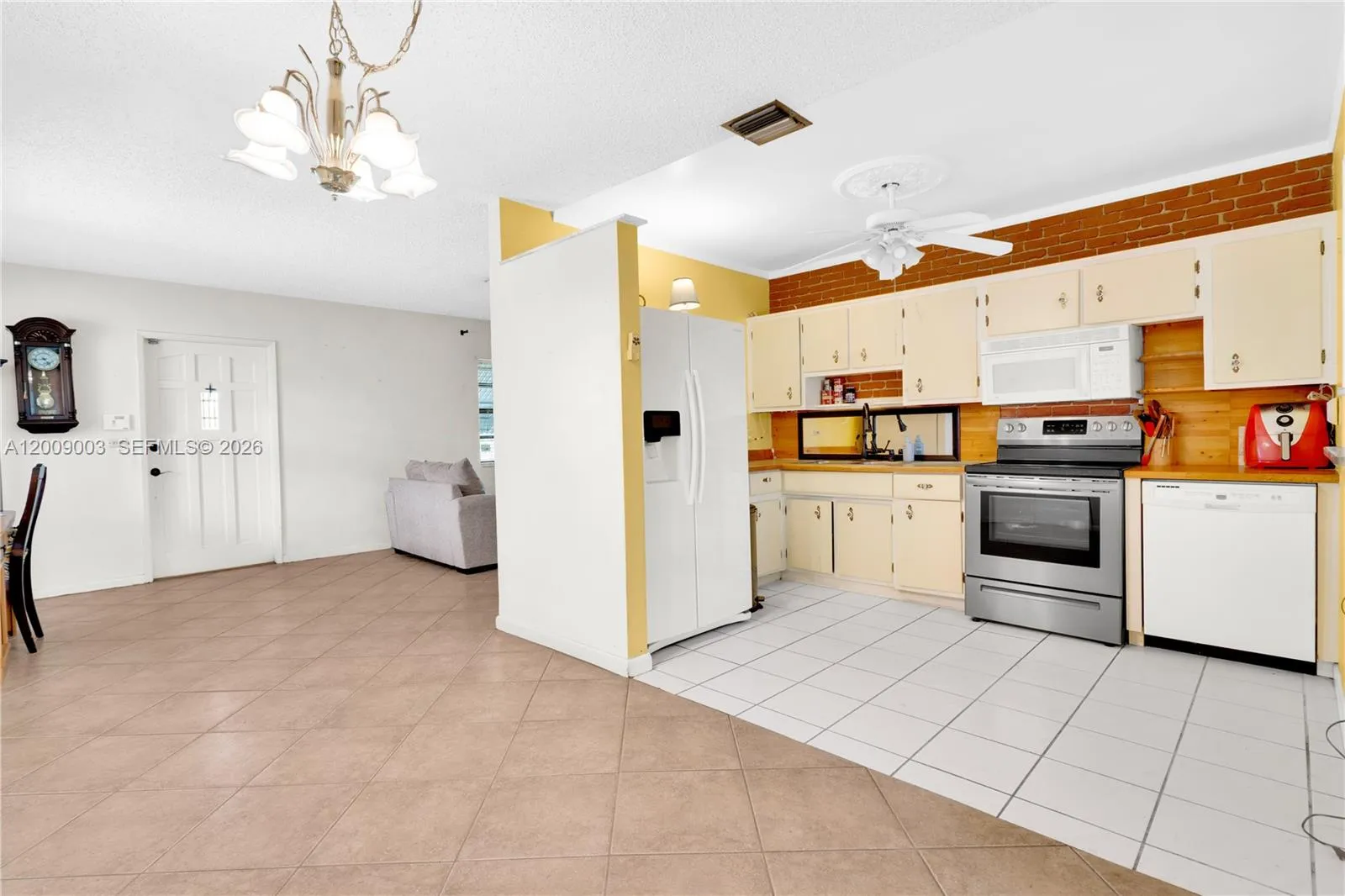 1570 Ne 15th St, Homestead, Florida 33033, Homestead, Florida 33033, 2 Bedrooms Bedrooms, ,1 BathroomBathrooms,Residential,For Sale,1570 Ne 15th St, Homestead, Florida 33033,A12009003