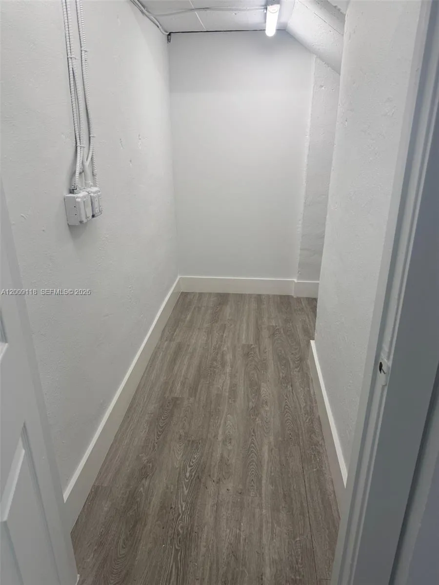 24 Ne 1st Ave 103, Dania Beach, Florida 33004, Dania Beach, Florida 33004, ,Commercial Lease,For Rent,24 Ne 1st Ave 103, Dania Beach, Florida 33004,A12009118