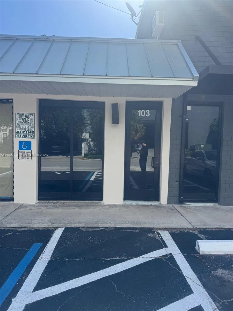 24 Ne 1st Ave 103, Dania Beach, Florida 33004, Dania Beach, Florida 33004, ,Commercial Lease,For Rent,24 Ne 1st Ave 103, Dania Beach, Florida 33004,A12009118