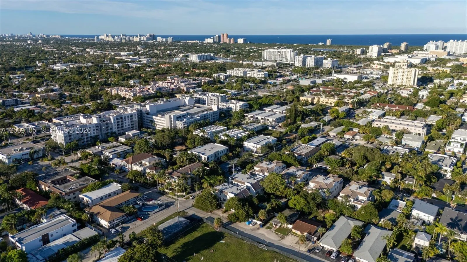 1615 Ne 9th St, Fort Lauderdale, Florida 33304, Fort Lauderdale, Florida 33304, ,Residential Income,For Sale,1615 Ne 9th St, Fort Lauderdale, Florida 33304,A12009105