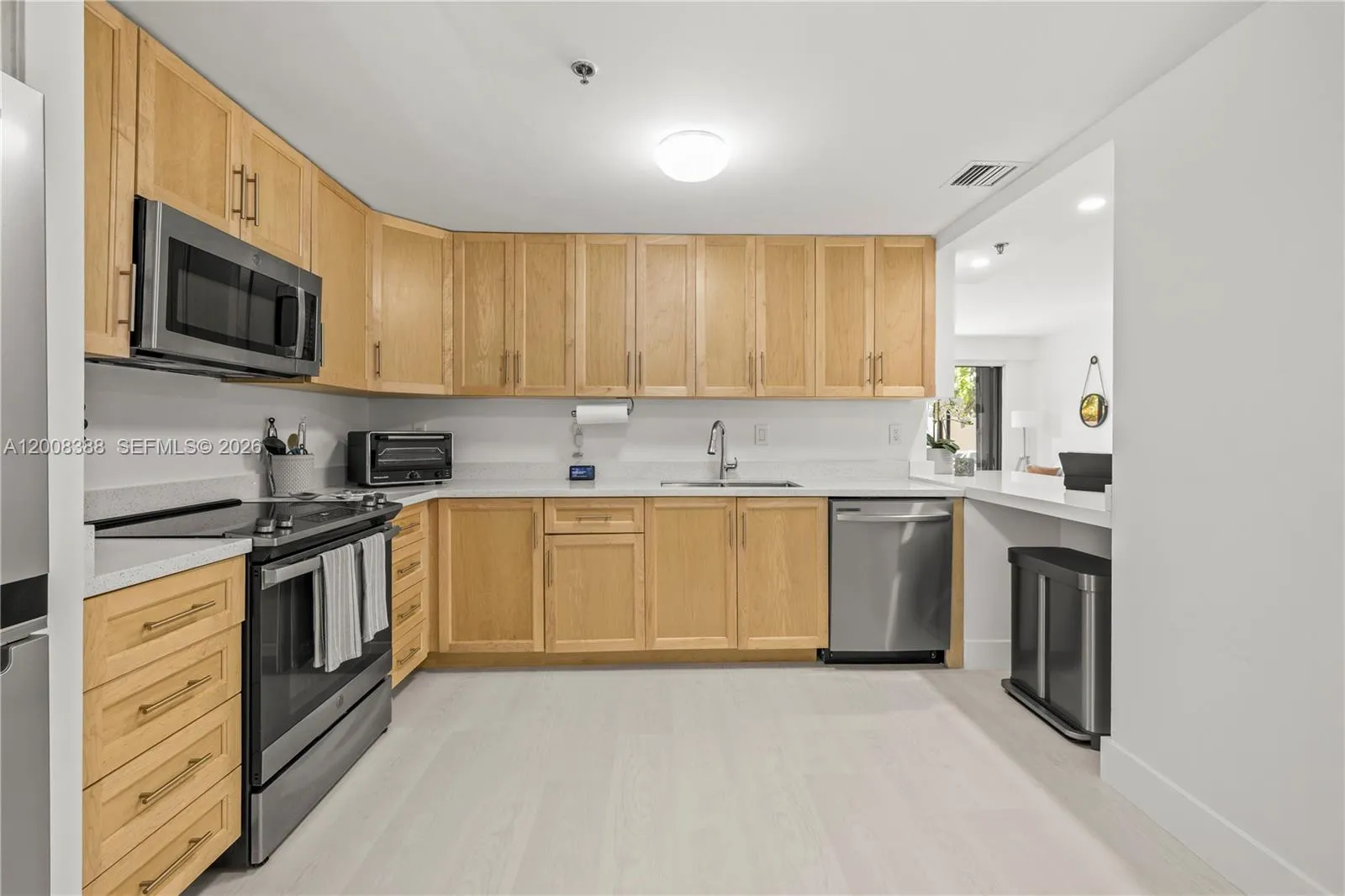 201 S Crandon Blvd 143, Key Biscayne, Florida 3314, Key Biscayne, Florida 33149, 2 Bedrooms Bedrooms, ,2 BathroomsBathrooms,Residential,For Sale,201 S Crandon Blvd 143, Key Biscayne, Florida 3314,A12008388