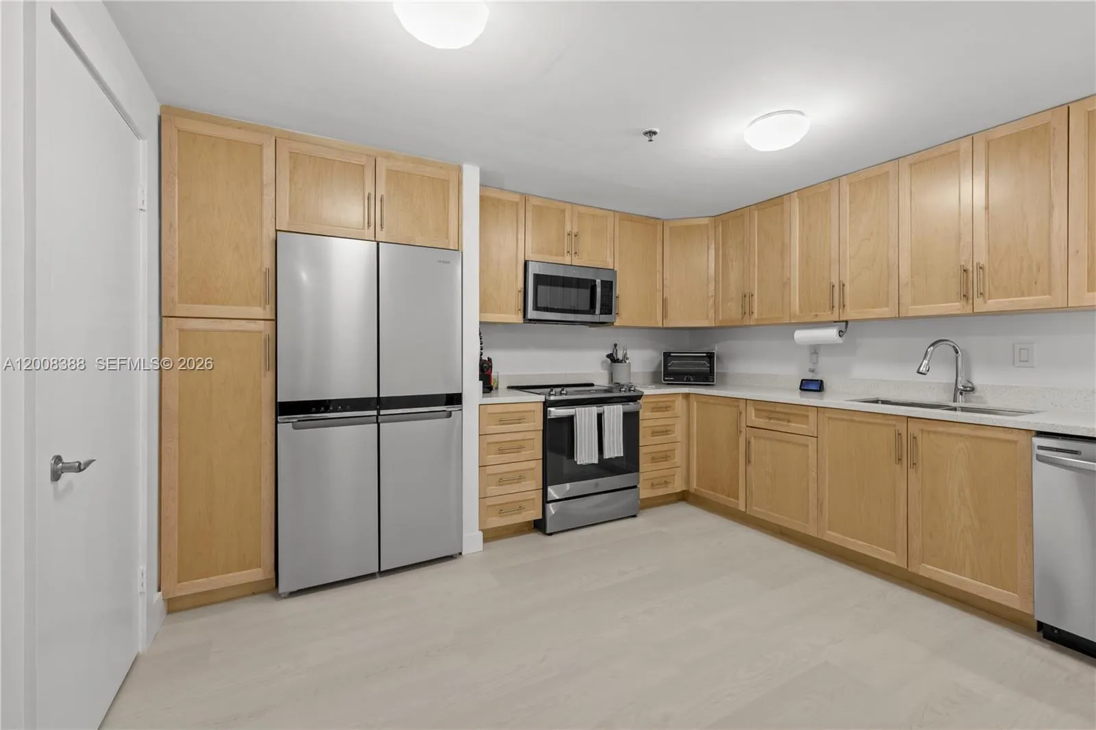 201 S Crandon Blvd 143, Key Biscayne, Florida 3314, Key Biscayne, Florida 33149, 2 Bedrooms Bedrooms, ,2 BathroomsBathrooms,Residential,For Sale,201 S Crandon Blvd 143, Key Biscayne, Florida 3314,A12008388