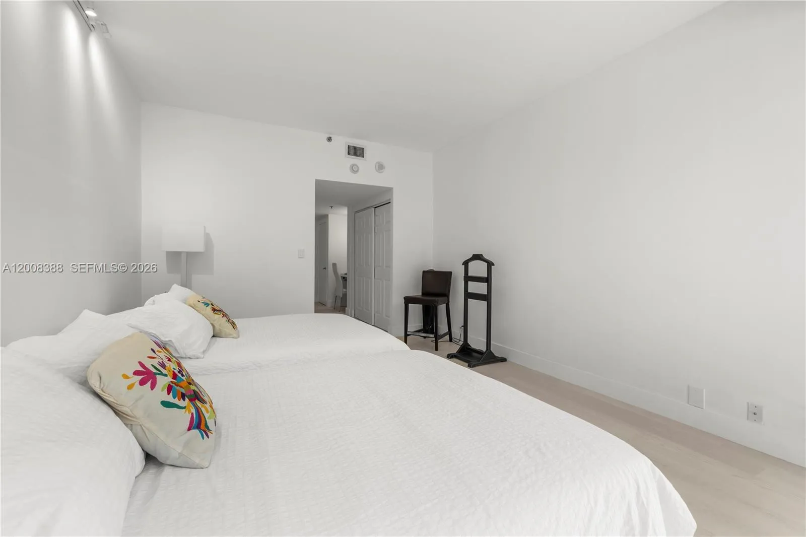 201 S Crandon Blvd 143, Key Biscayne, Florida 3314, Key Biscayne, Florida 33149, 2 Bedrooms Bedrooms, ,2 BathroomsBathrooms,Residential,For Sale,201 S Crandon Blvd 143, Key Biscayne, Florida 3314,A12008388