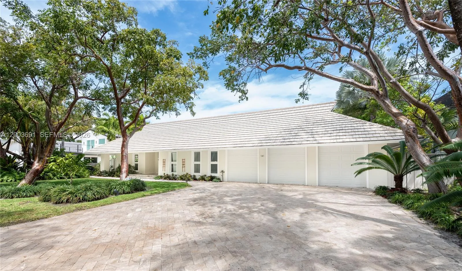 141 Cape Florida Dr, Key Biscayne, Florida 33149, Key Biscayne, Florida 33149, 4 Bedrooms Bedrooms, ,3 BathroomsBathrooms,Residential Lease,For Rent,141 Cape Florida Dr, Key Biscayne, Florida 33149,A12003691