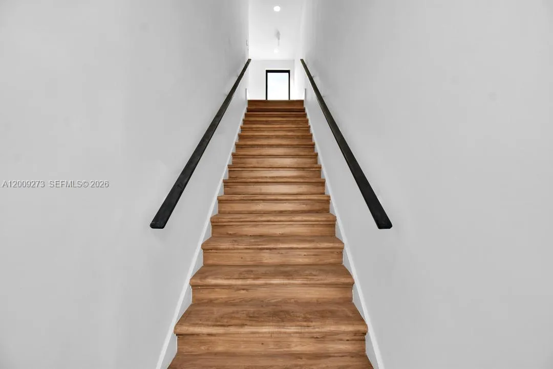 2990 Griffin Rd 3, Dania Beach, Florida 33312, Dania Beach, Florida 33312, ,Commercial Lease,For Rent,2990 Griffin Rd 3, Dania Beach, Florida 33312,A12009273