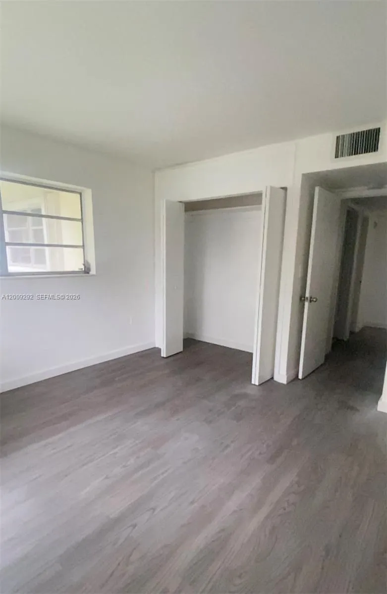 7324 Sw 82nd St B206, Miami, Florida 33143, Miami, Florida 33143, 2 Bedrooms Bedrooms, ,1 BathroomBathrooms,Residential Lease,For Rent,7324 Sw 82nd St B206, Miami, Florida 33143,A12009292