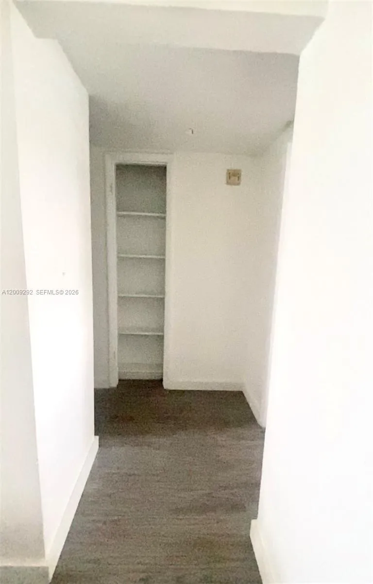7324 Sw 82nd St B206, Miami, Florida 33143, Miami, Florida 33143, 2 Bedrooms Bedrooms, ,1 BathroomBathrooms,Residential Lease,For Rent,7324 Sw 82nd St B206, Miami, Florida 33143,A12009292