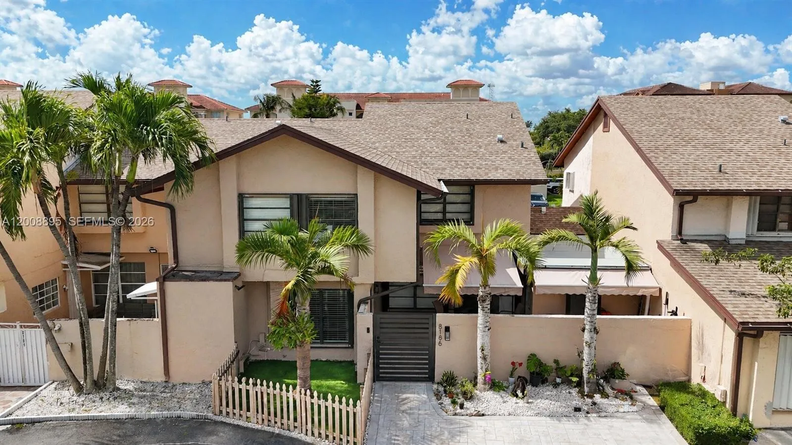8186 Nw 98th Ln 123, Hialeah Gardens, Florida 3301, Hialeah Gardens, Florida 33016, 4 Bedrooms Bedrooms, ,2 BathroomsBathrooms,Residential,For Sale,8186 Nw 98th Ln 123, Hialeah Gardens, Florida 3301,A12008895