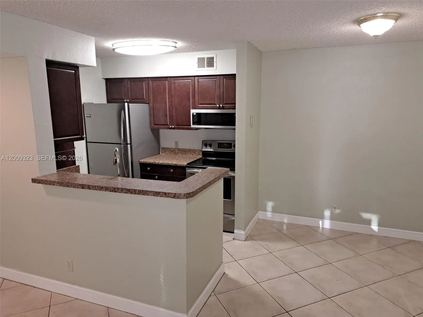 2796 S University Dr 2106, Davie, Florida 33328, Davie, Florida 33328, 1 Bedroom Bedrooms, ,1 BathroomBathrooms,Residential Lease,For Rent,2796 S University Dr 2106, Davie, Florida 33328,A12009323