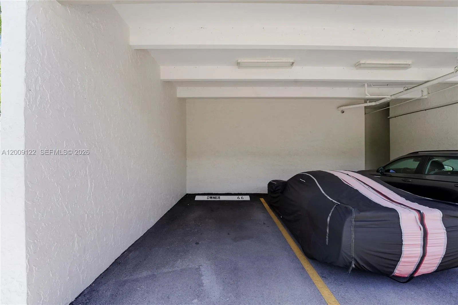 255 Galen Dr 3e, Key Biscayne, Florida 33149, Key Biscayne, Florida 33149, 2 Bedrooms Bedrooms, ,2 BathroomsBathrooms,Residential Lease,For Rent,255 Galen Dr 3e, Key Biscayne, Florida 33149,A12009122