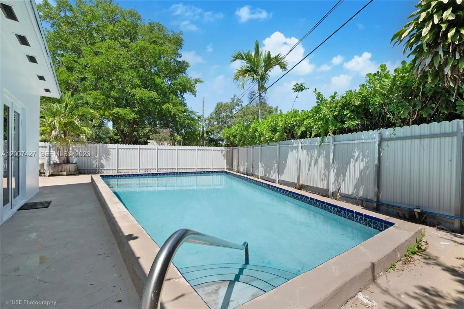 Private Pool & Patio