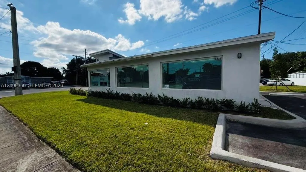 7061 Taft St, Hollywood, Florida 33024, Hollywood, Florida 33024, ,Commercial Sale,For Sale,7061 Taft St, Hollywood, Florida 33024,A12009350
