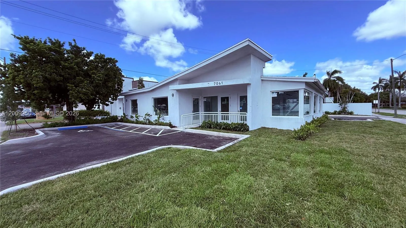 7061 Taft St, Hollywood, Florida 33024, Hollywood, Florida 33024, ,Commercial Sale,For Sale,7061 Taft St, Hollywood, Florida 33024,A12009350