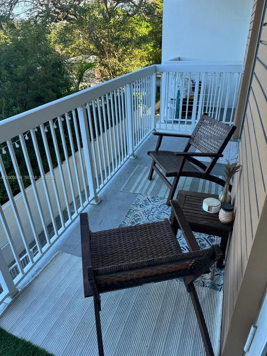 2740 Sw 28th Ter 305, Miami, Florida 33133, Miami, Florida 33133, 1 Bedroom Bedrooms, ,1 BathroomBathrooms,Residential Lease,For Rent,2740 Sw 28th Ter 305, Miami, Florida 33133,A12009394