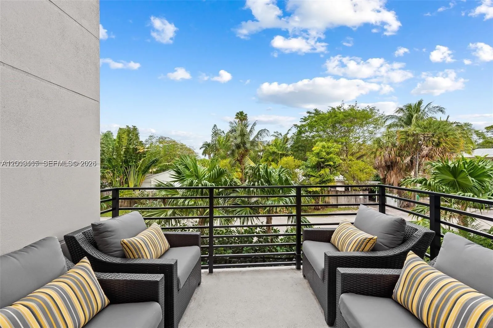 1056 N Victoria Park Rd, Fort Lauderdale, Florida, Fort Lauderdale, Florida 33304, 3 Bedrooms Bedrooms, ,3 BathroomsBathrooms,Residential,For Sale,1056 N Victoria Park Rd, Fort Lauderdale, Florida ,A12009465